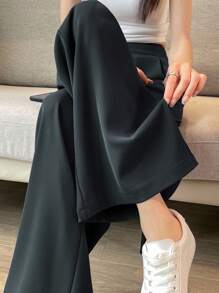 بنطال نسائي عادي أنيق ذو ساق واسعة مستقيمة فضفاض ذو جيوب جانبية منسدلة، مناسب لارتداء مكتبي خلال الربيع أو للمناسبات العادية