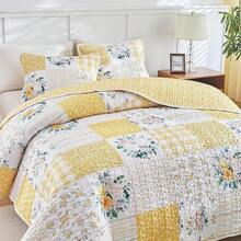 3 Pieces Floral Patchwork Quilt Set Queen, Blue N White Flowers Design, Soft N Cozy Microfiber Quilt, Bedspread Bed Cover For All Season, 1 Quilt And 2 Pillow Shams- 2 Pillow Shams- 90x90 Inches-Holidaygift