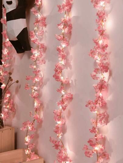 1 pièce Vigne de fleurs de cerisier artificielles alimentée par batterie, convient pour l'anniversaire, le jardin, la chambre, la fête, le mariage, la fête des mères, la Saint-Valentin, la décoration saisonnière, la maison, la cheminée, l'escalier, la rampe. Décoration de fleurs artificielles