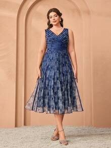 V-Neck Printed High-End Evening Gown With Drawstring And Flared Hem