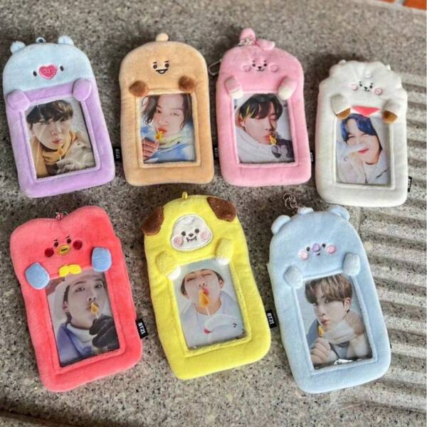 BT21 Ciondolo stile Ins BT21, portacarte peluche divertente a tema BT21, in grado di contenere carte d'identità, , cartoline, porta foto