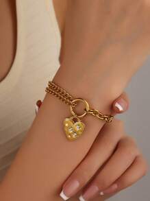 1 pièce Bracelet pendant cœur en acier inoxydable pour femmes, design de mode avec charms en zircone, chaîne de bracelet étanche, bijoux