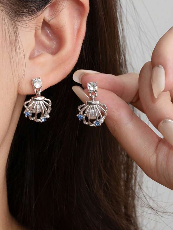 1 paire de boucles d'oreilles à pendentif perles de plage fraîches et douces, avec design coquillage de style vacances. Bijoux polyvalents et de haute qualité