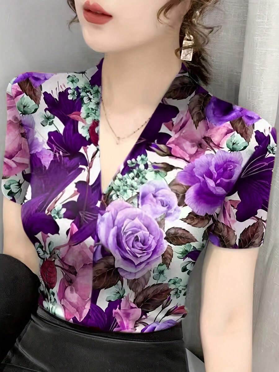 V领短袖T恤，时尚优雅丝滑修身印花吊带背心，女士夏季休闲度假装 - 紫色 - 查看 1