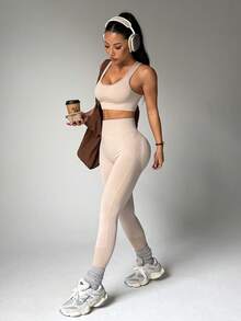 无缝瑜伽基本款运动背心和紧身裤 - 香檳色 - 查看 1