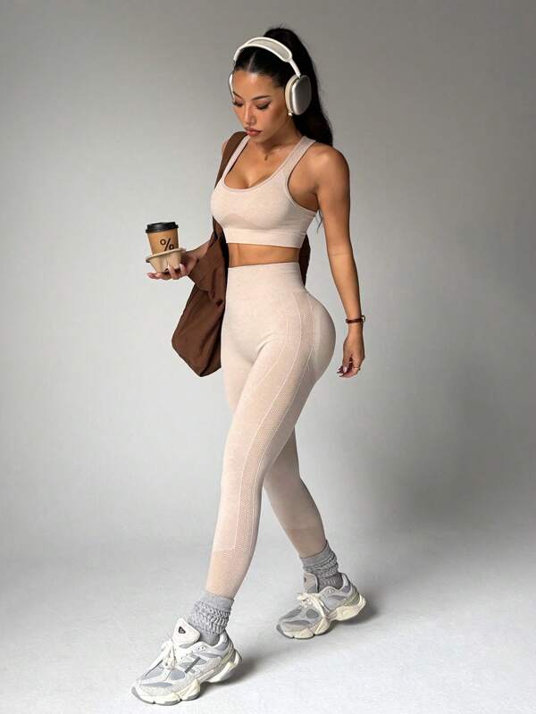 Seamless Yoga Basic Sports Vest And Leggings