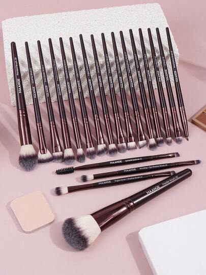 MAANGE 20件套专业面部化妆刷套装，包含散粉刷、腮红刷、遮瑕刷、眼影刷、修容刷、晕染刷、眼影刷、睫毛刷、眉刷、眼线刷，刷毛柔软亲肤，方便携带，是旅行的理想之选。也是送给女性和女孩的礼物。这款化妆刷套装包含各种化妆刷，是完美的化妆工具和礼品套装。