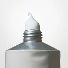 Loción corporal para mujeres y hombres Salt & Stone | Hidrata, nutre y suaviza la piel | Restaura la piel seca | De absorción rápida | Libre de crueldad y vegano (100 ml) (Sándalo y vetiver)