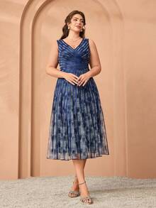 V-Neck Printed High-End Evening Gown With Drawstring And Flared Hem