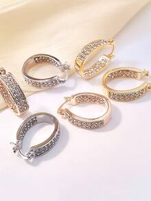 1 对时尚简约女士锆石环形耳环