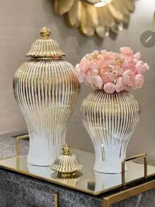 Bouquet Hand Vase Ornaments, Simple Style Optional, Collection Technology, Suitable For The Four Seasons, Suitable For Home Decoration, Bedroom Decoration, Room Decoration, Office And Students, The Best Gift.