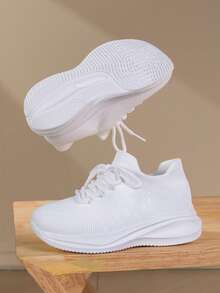 Neue bequeme & weiche rutschfeste leichtgewichtige flexible Sohle Schnürsportschuhe aus Mesh für Kinder & Jugendliche, geeignet für Innen-/Außenbereich Laufen und Gehen