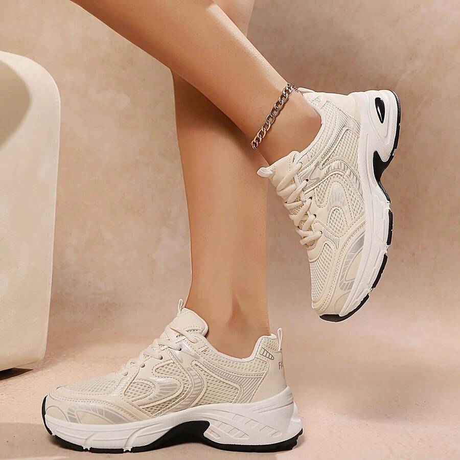 Women's Slip-On Mid-Top Casual Sports Shoes - Breathable Synthetic Cover & Mesh Upper, Vibrant Green & Orange Accents, EVA/PVC Cushioned Sole For All-Day Comfort - Versatile For Work, Running Errands & Casual Attire, Ladies Sneakers, Workwear Sneakers, Stylish Slipons, Modern Sneakers, Durable Traction, Comfortable Fit - 米色 - 查看 1