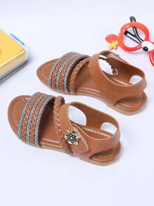 1 Pair Girls Woven Summer Sandals, Casual Fashion Versatile, Flat Beach Strap Princess Shoes, Extremely Soft Material, Suitable For Daily, Holiday, Travel