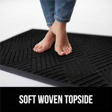 GORILLA GRIP 100% Impermeable Alfombra de Entrada WeatherMax para Todas las Estaciones, Diseñada en EE. UU., Caucho Natural, Resistente a Manchas y Desvanecimiento, Alfombras de Entrada de Bajo Perfil para Interior y Exterior, Fácil de Limpiar, 17x29 Diamante Gris - Diamante negro - Ver 8
