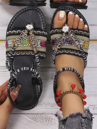 Bohemian Beaded Women's Fashion Floral Sandals, New Chic Fairy Style Versatile Simple Flat Beach Sandals
