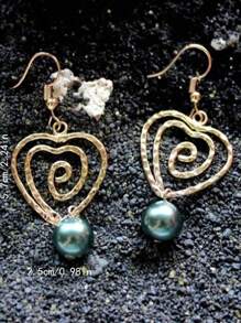 2 piezas Pendientes en forma de corazón hueco en espiral, pendientes dorados de estilo bohemio con perlas falsas de color verde pavo real, elegantes para mujer, aptos para uso diario, citas, verano, playa, fiesta, regalo de festival, regalo de joyería