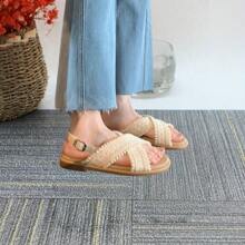 Sandalias planas para mujer