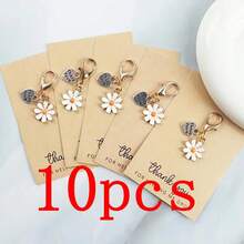 Set de 4 llaveros con dijes de margarita y corazón que dicen "Gracias por ayudarme a crecer" - Perfecto para agradecer a maestros, familia y amigos | Ideal para cumpleaños, graduaciones, bodas, accesorios escolares, accesorios góticos y de Y2K, ideas de regalo para el Día del Maestro, Navidad, accesorios para bolsos, portaidentificaciones, accesorios para autos - Multicolor - Ver 19