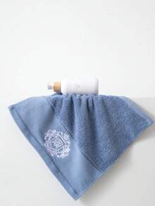 1 khăn tắm, màu xanh nhạt, hình chữ nhật 70*140cm, màu trơn tối giản, thêu chữ hoặc họa tiết; hoặc khăn tay 33*74cm hoặc khăn tay 34*34cm, mềm mại, thấm hút, nhanh khô, phù hợp cho cả nam và nữ, mọi mùa, thích hợp cho phòng tắm, khách sạn, du lịch, tiệc tùng, quà tặng ngày lễ, thẩm mỹ viện, bãi biển, ngoài trời, thể thao trở lại trường cho thẩm mỹ viện khăn tắm phòng tắm tại nhà cho thẩm mỹ viện, khách sạn thể thao, đồ dùng thiết yếu trong nhà, khăn tắm, khăn tắm chăm sóc da - xanh nhạt - Xem 7