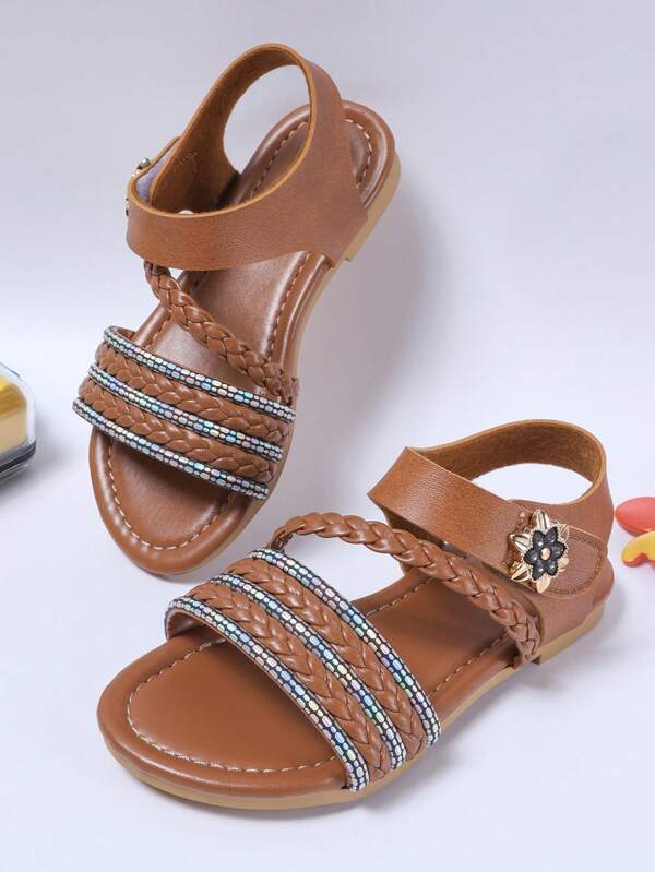 1 Pair Girls Woven Summer Sandals, Casual Fashion Versatile, Flat Beach Strap Princess Shoes, Extremely Soft Material, Suitable For Daily, Holiday, Travel