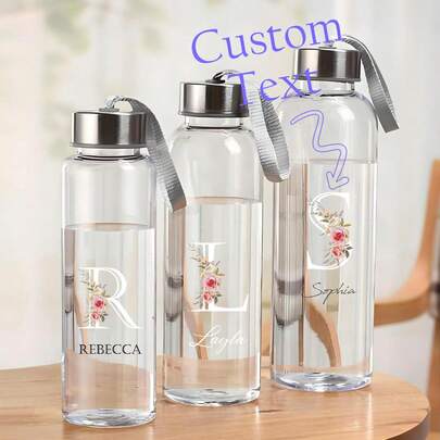 1 st. anpassad vattenflaska med bokstäver och namn, minimalistiskt lock i rostfritt stål och plastmugg, flera kapaciteter 300/400/500 ml, bärbar utomhusläckagesäker sportmugg, tillverkad av AS-material, unisexdesign, kall juice-/kaffekopp, personlig examens-/födelsedags-/helgpresent, multifunktionell, dekorativ, återanvändbar, utsökt, snygg, högkvalitativ, färgglad, modern, anpassad, personlig, unik, perfekta presenter till honom, perfekta presenter till henne, pojkvän, pappa, flickvän, mamma, familj, vänner, tesalong, hem, trädgård, kontor, för årsdagar, för alla hjärtans dag, för mors dag, för födelsedagar, för fars dag, för examen, för bröllop, för inflyttningsfest, varm atmosfär, höstlig hemuppfräschning, kontorsinredning