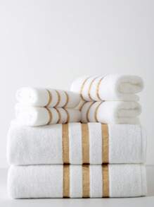 1 pieza Toalla de baño, blanca, delgada, rectangular de 70*140cm, con patrón jacquard simple, O Toalla de mano de 33*74cm, O Pañuelo de 34*34cm, adecuado para adultos, suave, absorbente, de secado rápido, para todo el año, para baño, hotel, viaje, fiesta, regalo, spa, playa, al aire libre, vuelta al colegio para salón de belleza, toallas de baño para el hogar, ducha, para salón de belleza, hotel, deportes, artículos esenciales para el hogar