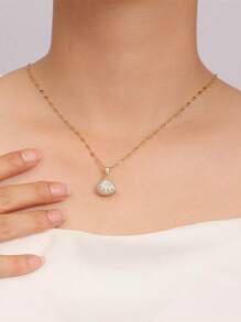 1 Stück elegante Perlenkette mit Muschelanhänger und Strass, Halskette für Damen aus Edelstahl
