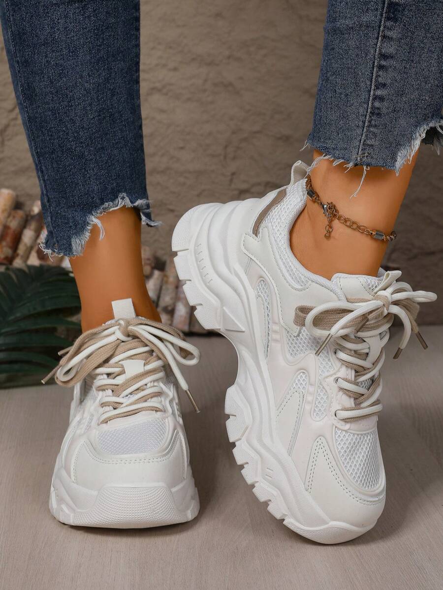 女士加大码厚底厚底运动鞋，秋季新款休闲运动鞋，时尚厚底运动鞋 - 白色 - 查看 1