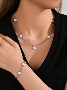 MONALLY 1pc/Set Lucky Four-Leaf Clover Design Pendant, Black & White Bracelet & Necklace Stainless Steel Jewelry Set, Surprise Gift For Girlfriend, Daughter, Valentine's Day, Birthday, Mother's Day - Jewelry Set - View 10