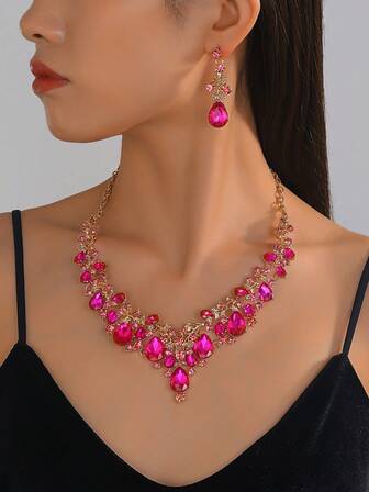 1 Set: 1 Pair Earrings + 1 Necklace With Flower Design, Elegant Vintage Style, Sparkling Diamond Jewelry Set For Women, Suitable For Party, Gift For Girl/Lady