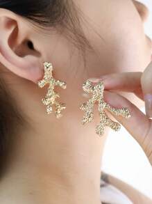 2pcs Coral Shape Earrings, Luxury Niche Coral Stud Earrings, Beach Style Fashion Personalized Jewelry Accessories, Summer Wear For Women