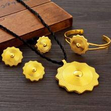 Set de 4 piezas de joyas de mujer de color dorado: collar geométrico poligonal, anillo, aretes y pulsera. Un regalo tradicional africano árabe para la novia.