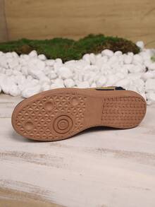 Women's Summer Casual Flat Soft Bottom Non-Slip Splicing Color Outdoor Sports Shoes, Spring Autumn New Arrival