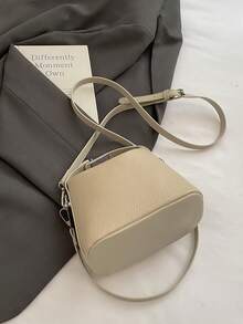 女士迷你手提包，新款小众纯色可锁化妆包，软皮单肩斜挎饺子方包，时尚简约小钱包