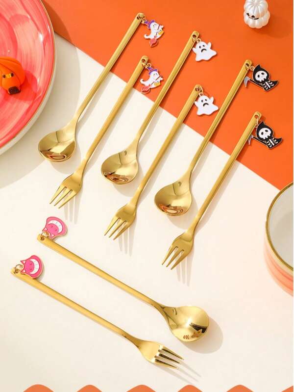 Besteck-Set aus Edelstahl mit Halloween-Cartoon-Motiv, kreative kleine Löffel und Gabeln als goldene Anhänger, Weihnachtsgeschenke, Partyzubehör, Festtagsnotwendigkeiten, Küchennotwendigkeiten, geeignet für Küche, Party, Outdoor, Dinner, Camping, Coffeeshop, Bubble-Tea-Shop, Dessertladen, Hotel, Restaurant, Veranstaltungsgeschenke, Partyzubehör, Urlaubsgeschenke