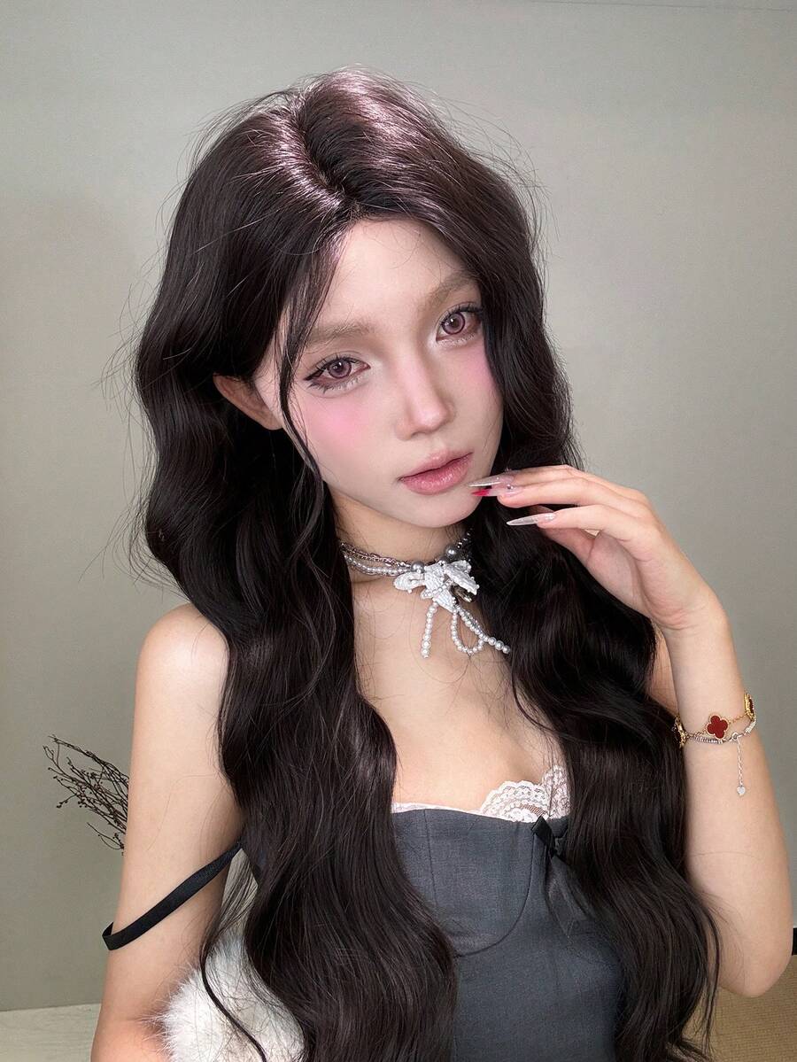 alicegarden 前蕾丝 4*1，深棕色长卷发假发，28 英寸长，半编织自然顺滑逼真的头发（不含配件）。 - 黑色 - 查看 1