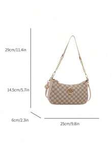 2025年新款时尚经典PU防水面料M字母印花设计金属链条装饰单肩斜挎包。适合购物、钱包、学生、年轻女性、办公室女性。非常适合办公室、大学、工作、商务、通勤、户外活动、旅行和野餐。