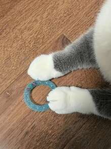 1 pieza/3 piezas/6 piezas Juguetes de autosatisfacción para gatos con forma de rosquilla, que contienen campanas, tubos flexibles, resortes y juguetes para lamer y morder, con sonidos lindos para todas las razas de gatos, fabricados de material plástico y sin necesidad de pilas