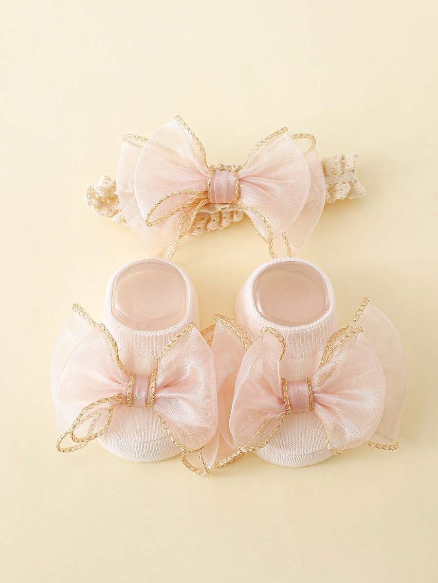 1 双女童棉质蝴蝶结边防滑短袜和 1 件婴儿头带