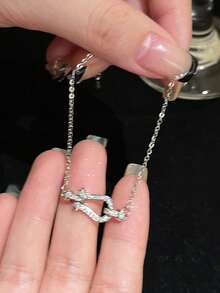 1 件时尚马蹄形方晶锆石手链，百搭马蹄形手链，女士珠宝配饰 - 馬蹄扣手鍊 - 查看 7