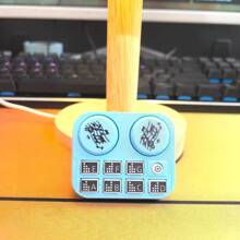 1pc Creative Stress Relief Playable DJ Turntable Keychain With Lighting, Suitable For Halloween, Christmas, Birthday Gifts, Events, Party Favors, Collectibles