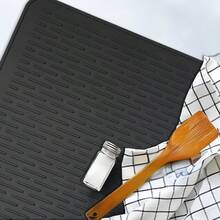 1 Piece Of Barbecue Mat, Fireproof And Oil Proof Deck Terrace Protection Mat, Barbecue Mat, Charcoal Outdoor Barbecue Floor Mat, Table Mat That Can Directly Remove Food, Barbecue Storage Accessories, Easy To Clean And Reusable - Black-silicone Insulation Pad - View 10