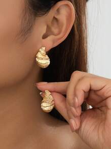 1 Pair Minimalist Seashell Textured Stud Earrings, Suitable For Beach Vacation/Daily Wear, Gold Jewelry