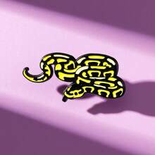 Sea Snake Enamel Brooch Fashion Decorative Brooches Ornaments Lapel Bag Badges Jewelry Gifts 2025 New Style Backpack For School