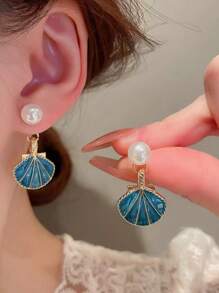 1 Pair Blue Enamel Shell & Pearl 2-Way Wear Earrings, Unique Stylish Earrings For Women & Girls, Suitable For Travel, Wedding, Party, Christmas Gift