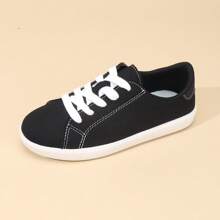1 Pair Kids PU Leather Lace-Up Classic Student Shoes, Thick Non-Slip Durable Soft Bottom Casual Sneakers, Suitable For All Seasons