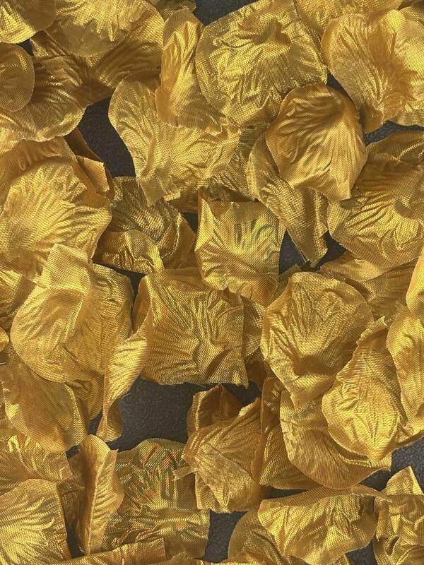 Orange Artificial Rose Petals, Fake Flower Petals For Wedding Flower Girl Basket Aisle Centerpiece Decoration, Tabletop, Confetti Party Favor, Home Decor
