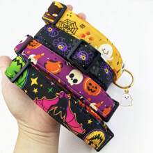 Collier pour chien d'Halloween, cadeau de fête pour animaux de compagnie avec pendentifs mignons, collier réglable de citrouille, araignée, fantôme, chauve-souris pour chien de petite, moyenne et grande taille, mâle et femelle