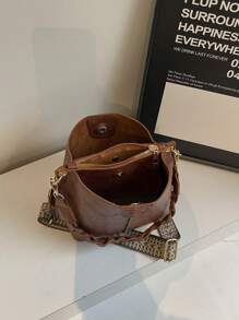 [Versatile Fashion] Vintage-Inspired Women's Crossbody Bag - Stylish Shoulder Purse With Detachable Strap, Magnetic Closure, And Multiple Compartments In Coffee Brown